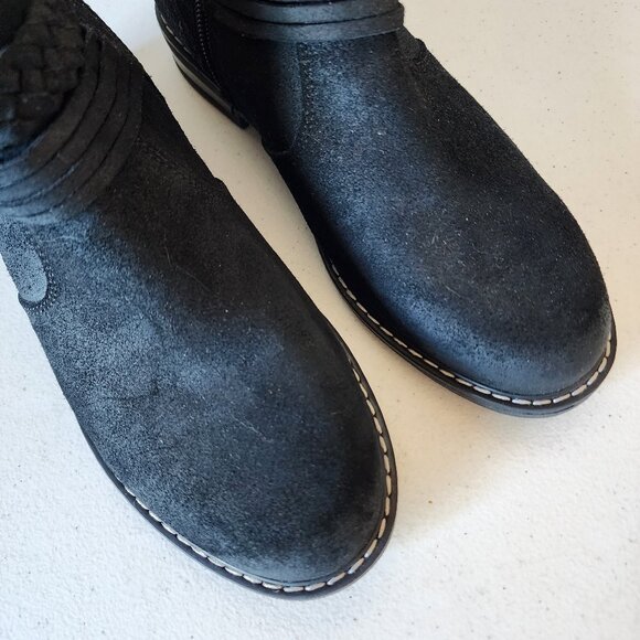 Earth Black Suede Bootie "NEW" - Picture 3 of 16